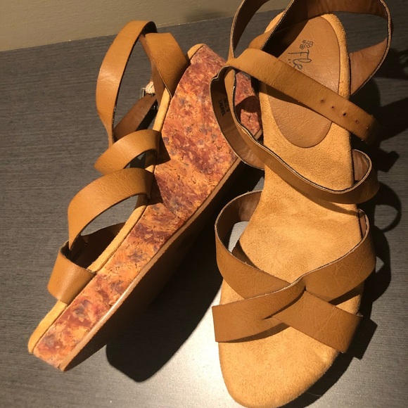 Fleurs by flurries cork wedge sandal - Picture 2 of 3